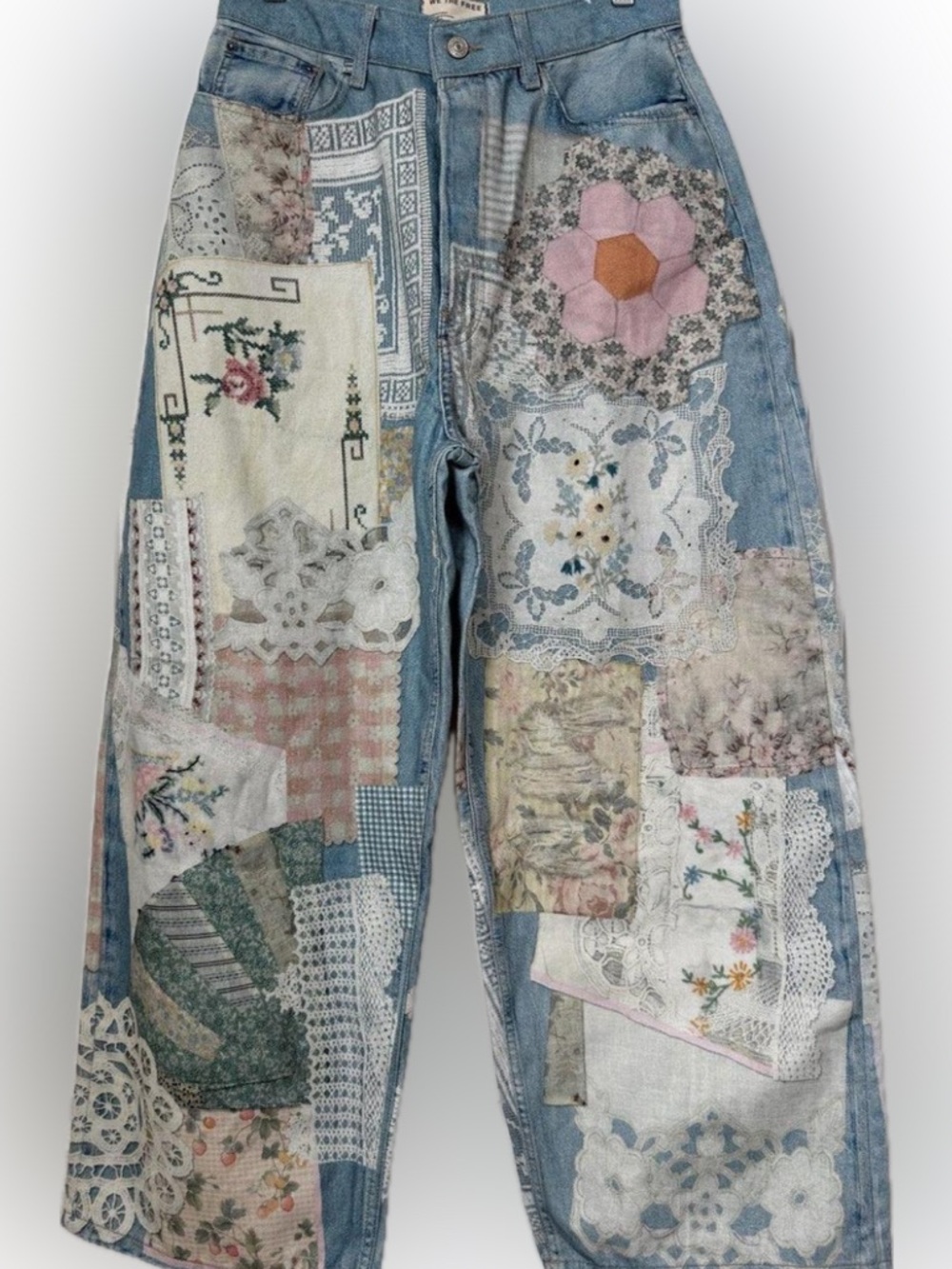 Free People We The Free Illusions Patchwork
Printed Jeans - Picture 5 of 14